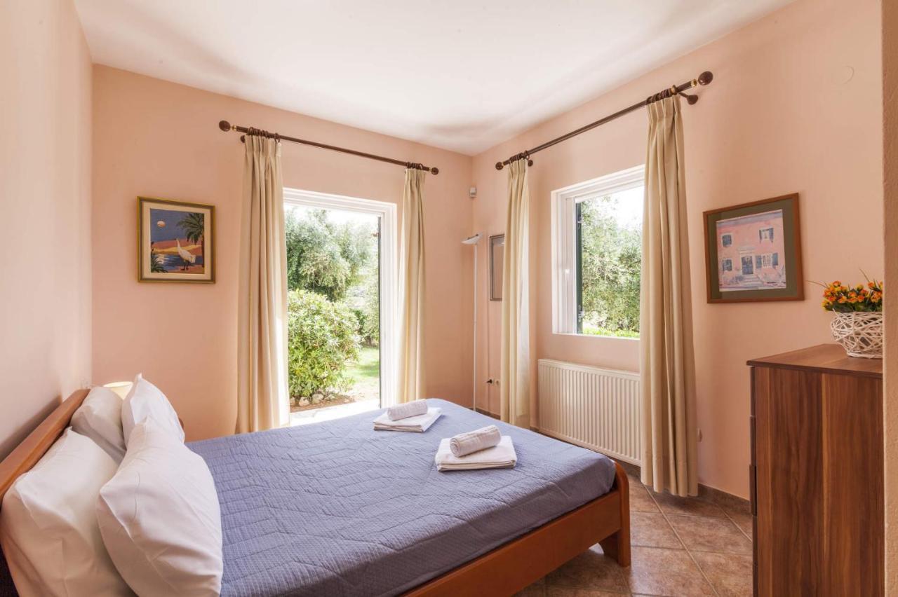 Villa Kanali Kassiopi Bagian luar foto