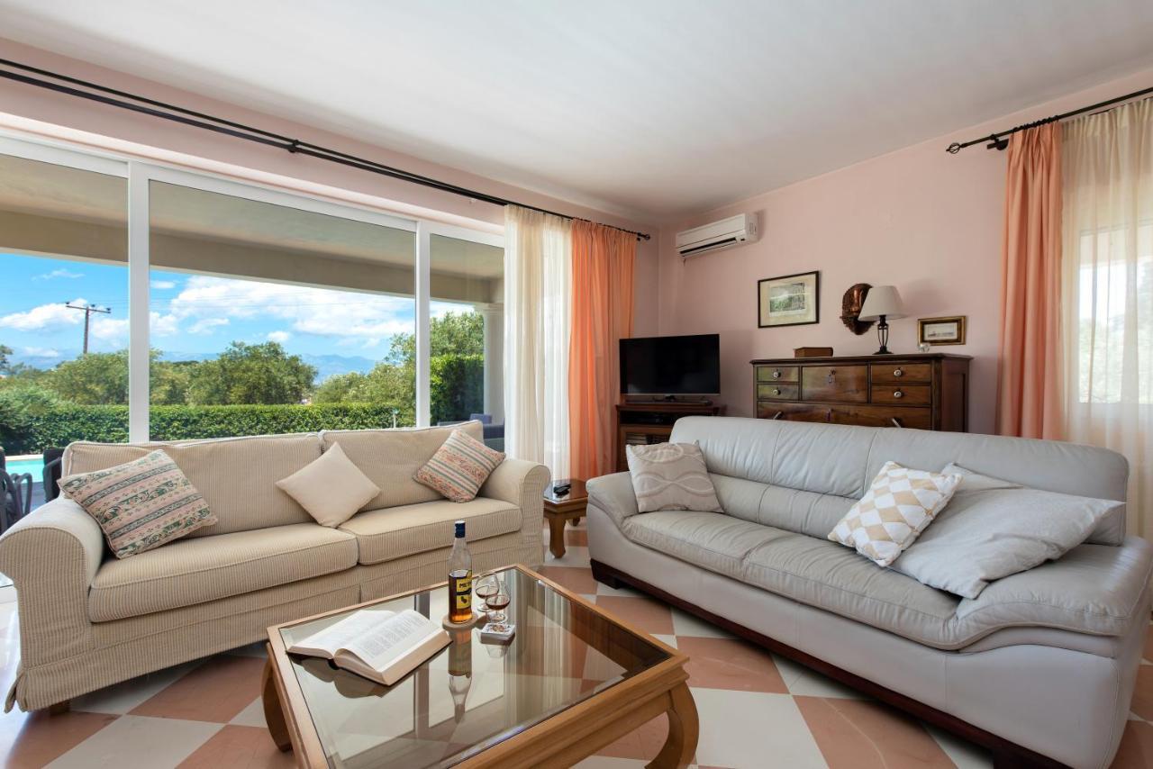 Villa Kanali Kassiopi Bagian luar foto